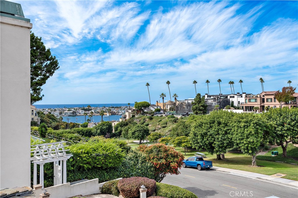 414.5 Carnation Avenue Upper, Corona Del Mar CA 92625 - photo 1