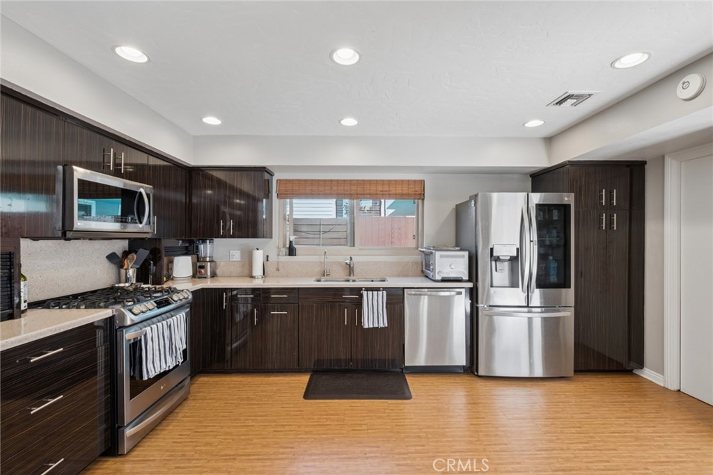 415 Goldenrod, Corona Del Mar CA 92625 - photo 11