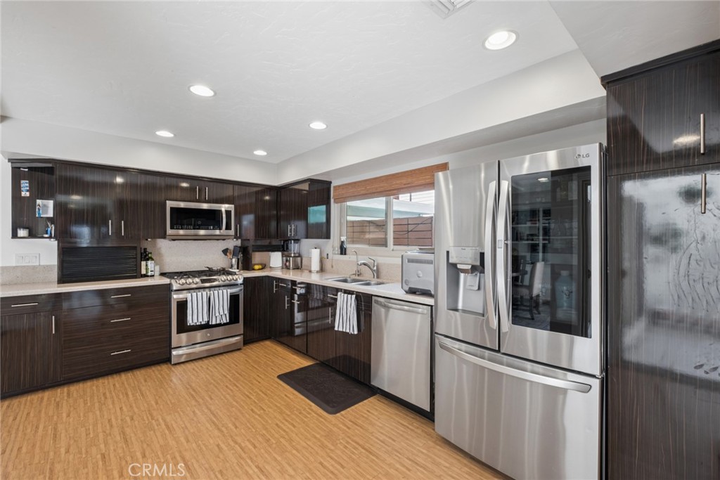 415 Goldenrod, Corona Del Mar CA 92625 - photo 13