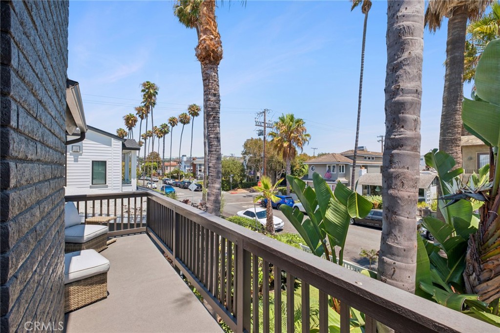 415 Goldenrod, Corona Del Mar CA 92625 - photo 28