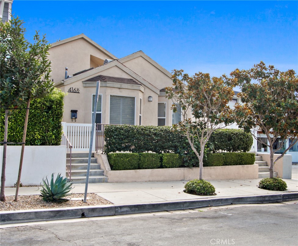 Street - 416 Larkspur Avenue, Corona Del Mar CA 92625 - photo 1