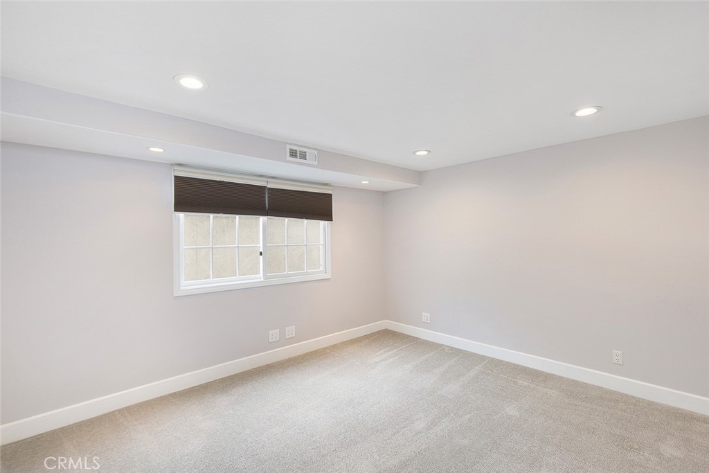 417 1/2 Orchid Avenue 2, Corona Del Mar CA 92625 - photo 12