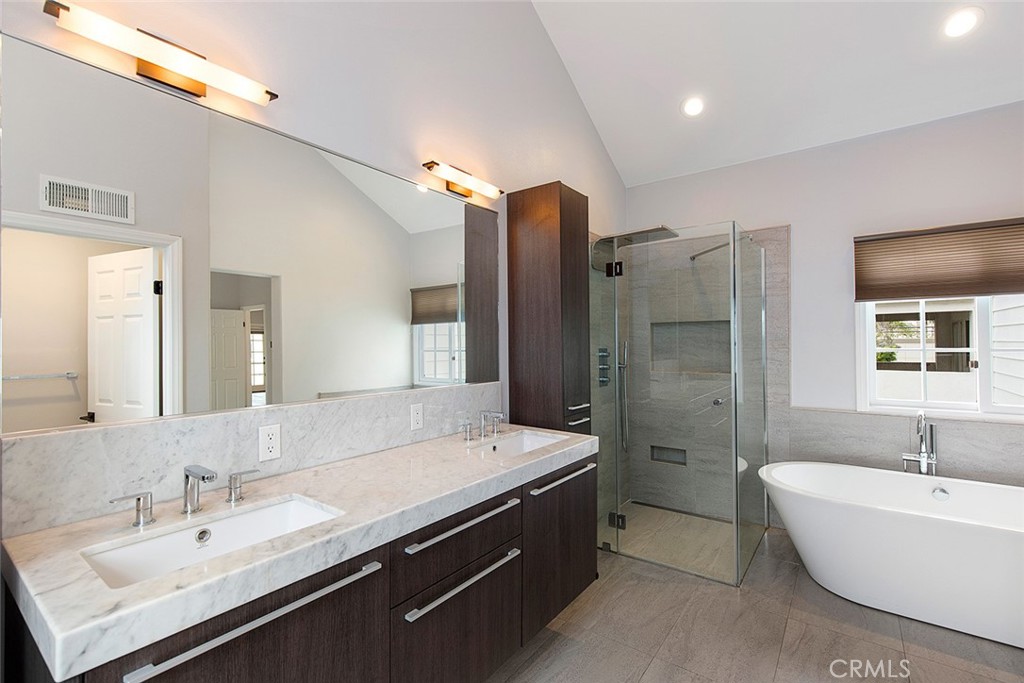 417 1/2 Orchid Avenue 2, Corona Del Mar CA 92625 - photo 18