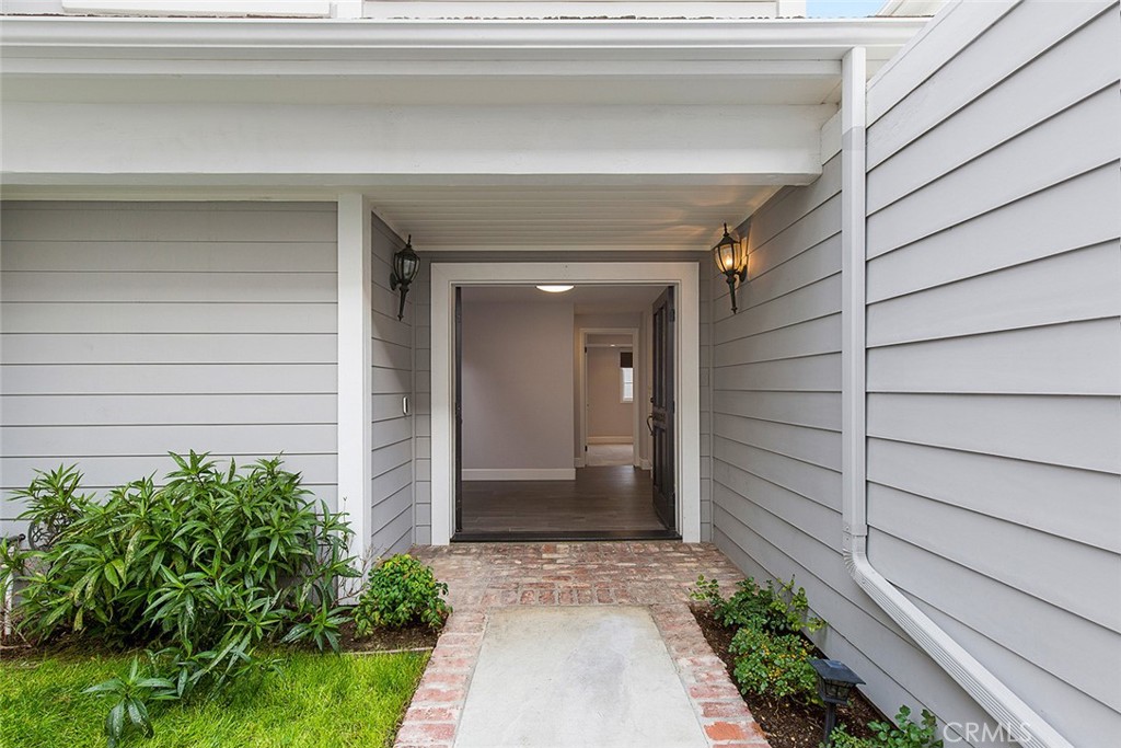 417 1/2 Orchid Avenue 2, Corona Del Mar CA 92625 - photo 23
