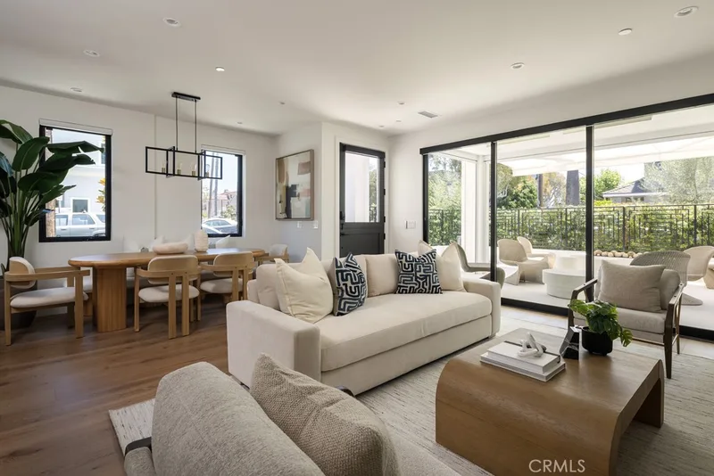 419 Goldenrod Avenue, Corona Del Mar, CA 92625