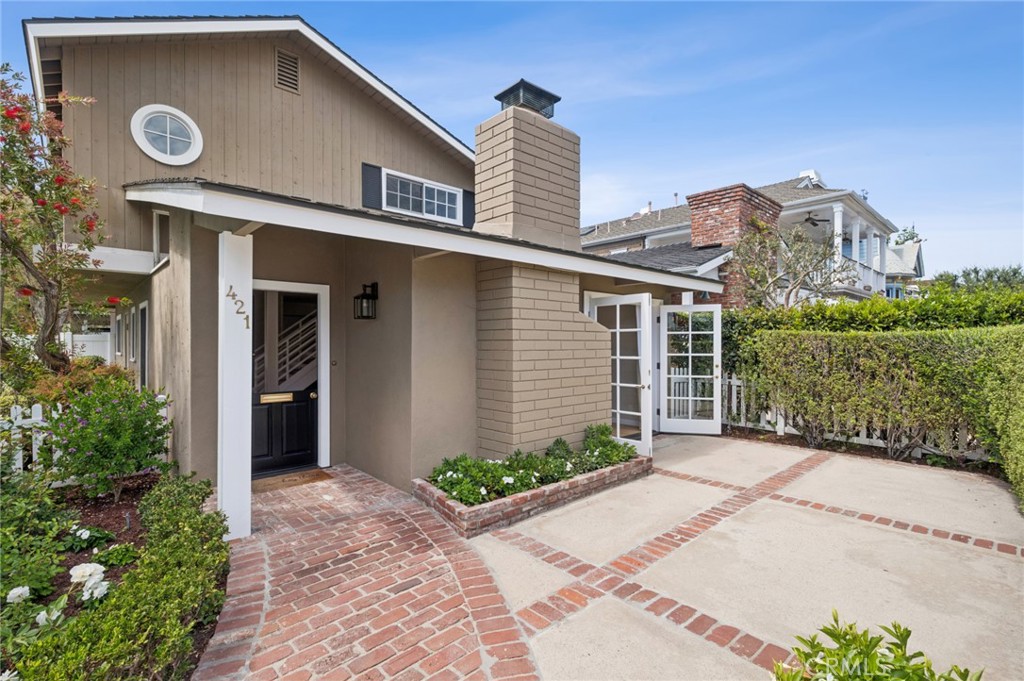 421 Fernleaf Avenue, Corona Del Mar CA 92625 - photo 1