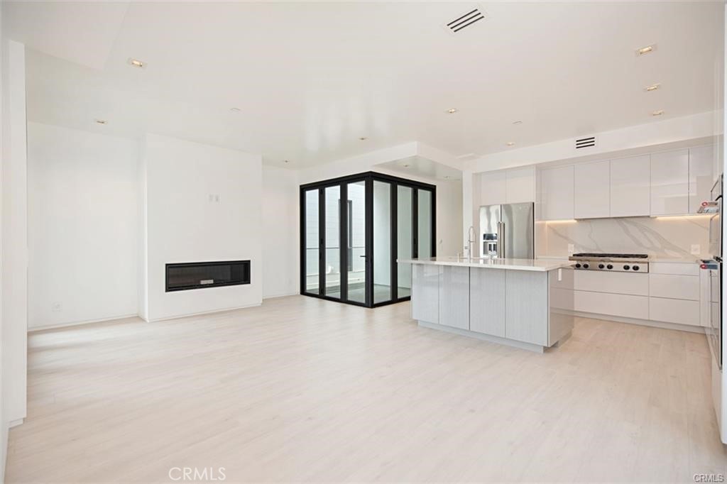 423 Orchid Ave 1/2, Corona Del Mar CA 92625 - photo 3