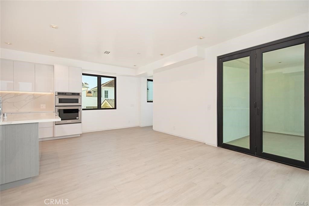 423 Orchid Ave 1/2, Corona Del Mar CA 92625 - photo 6
