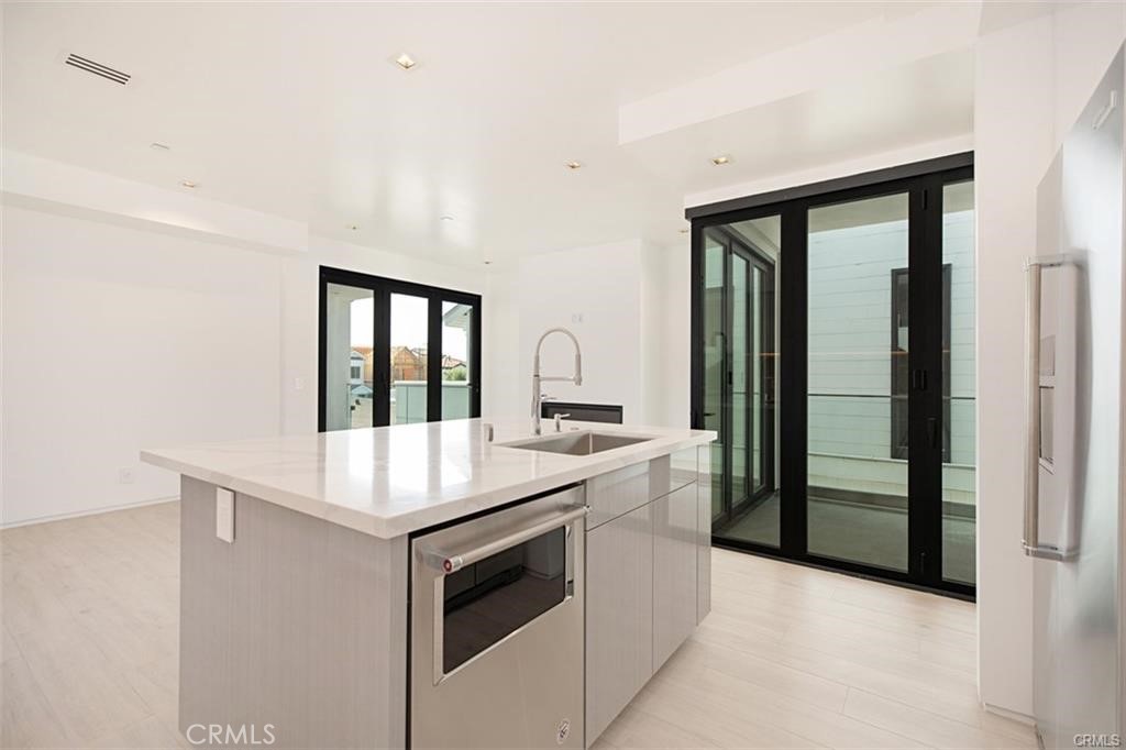423 Orchid Ave 1/2, Corona Del Mar CA 92625 - photo 10