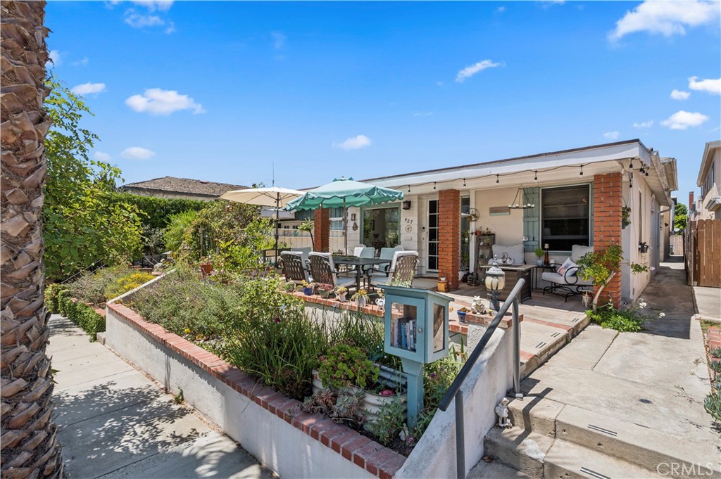 427 Carnation, Corona Del Mar CA 92625 - photo 1