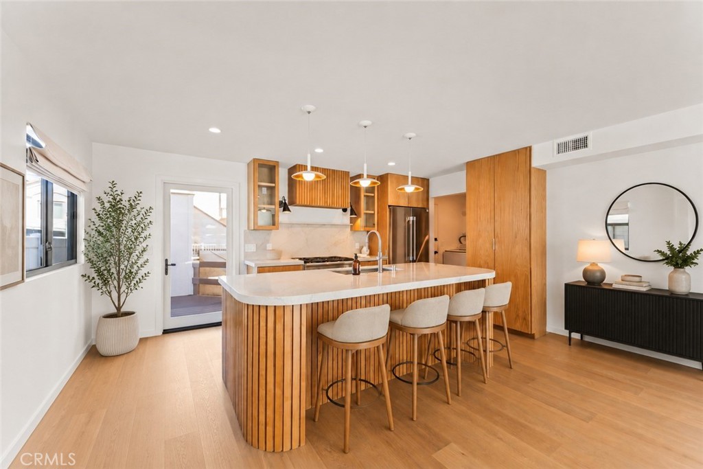 Chefs Kitchen - 429 Goldenrod, Corona Del Mar CA 92625 - photo 3