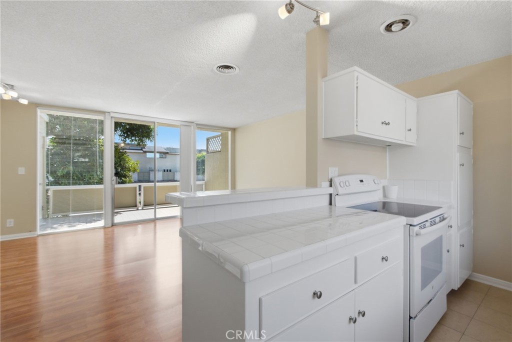 4300 Shorecrest, Corona Del Mar CA 92625 - photo 10