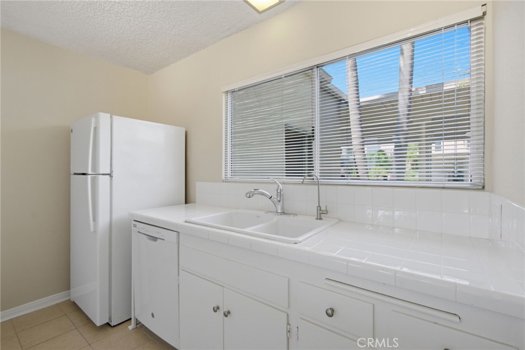 4300 Shorecrest, Corona Del Mar CA 92625 - photo 17
