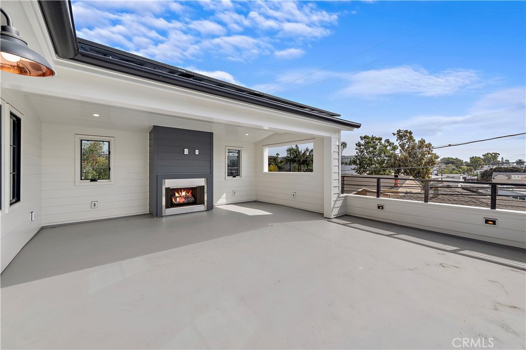 434 1/2 Goldenrod Avenue, Corona Del Mar CA 92625 - photo 15