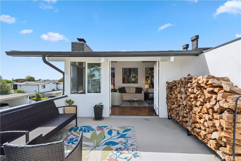 436 Seaward Road, Corona Del Mar, CA 92625