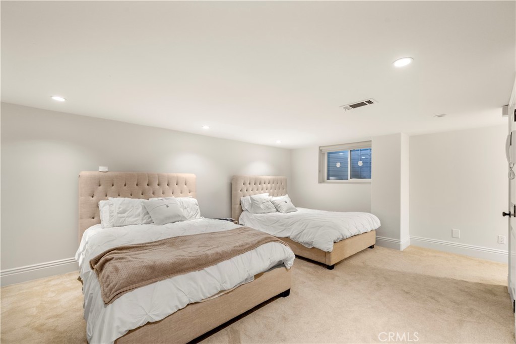 438.5 Dahlia, Corona Del Mar CA 92625 - photo 7