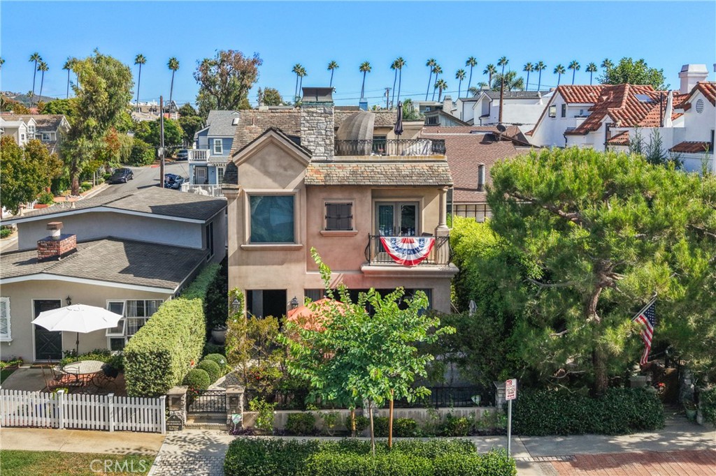 438.5 Dahlia, Corona Del Mar CA 92625 - photo 12