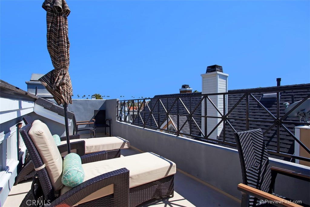 441 Carnation Avenue, Corona Del Mar CA 92625 - photo 23