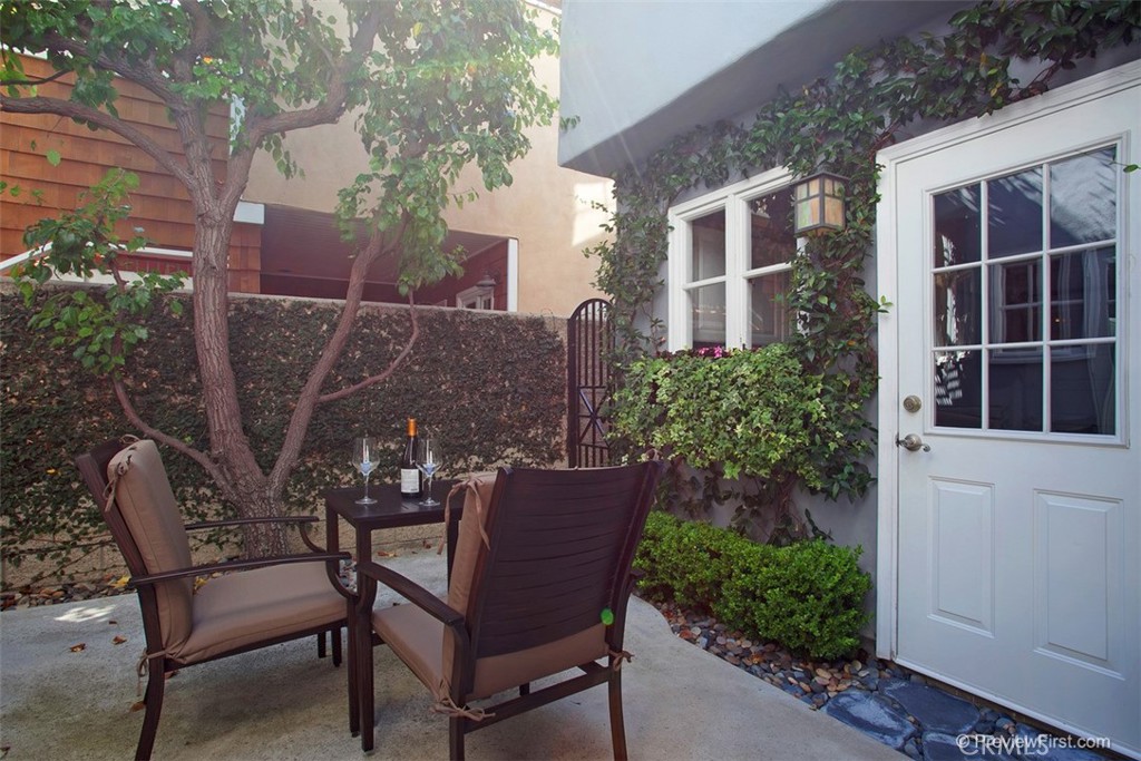 441 Carnation Avenue, Corona Del Mar CA 92625 - photo 27