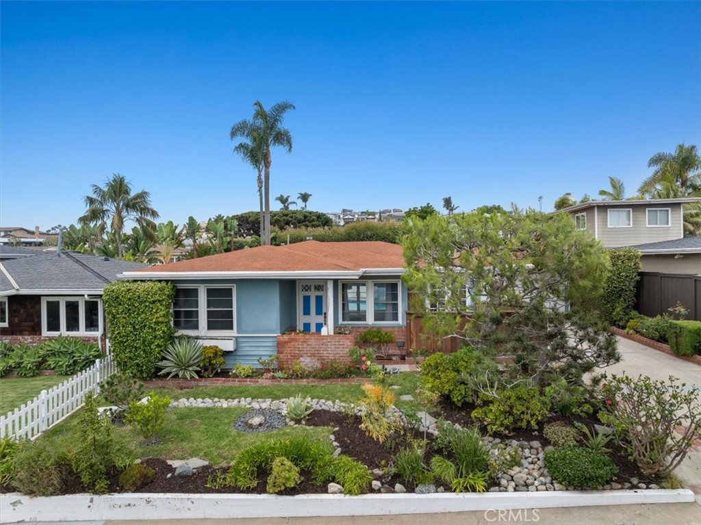 441 Seaward Road, Corona Del Mar CA 92625 - photo 1