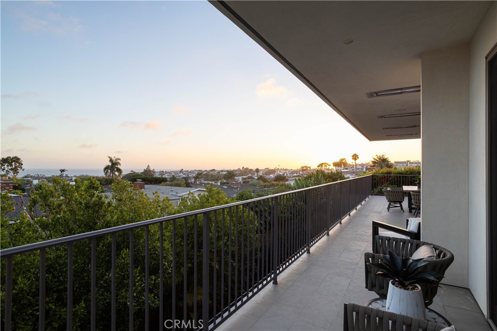 448 Serra Drive, Corona Del Mar CA 92625 - photo 16