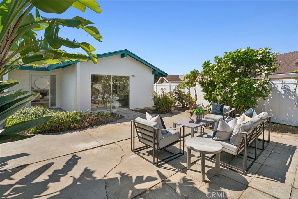 4515 Cortland Drive, Corona Del Mar CA 92625 - photo 16