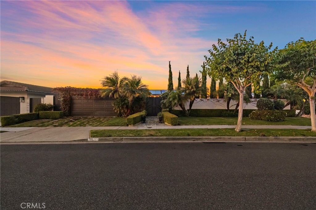 4621 Wayne, Corona Del Mar CA 92625 - photo 1
