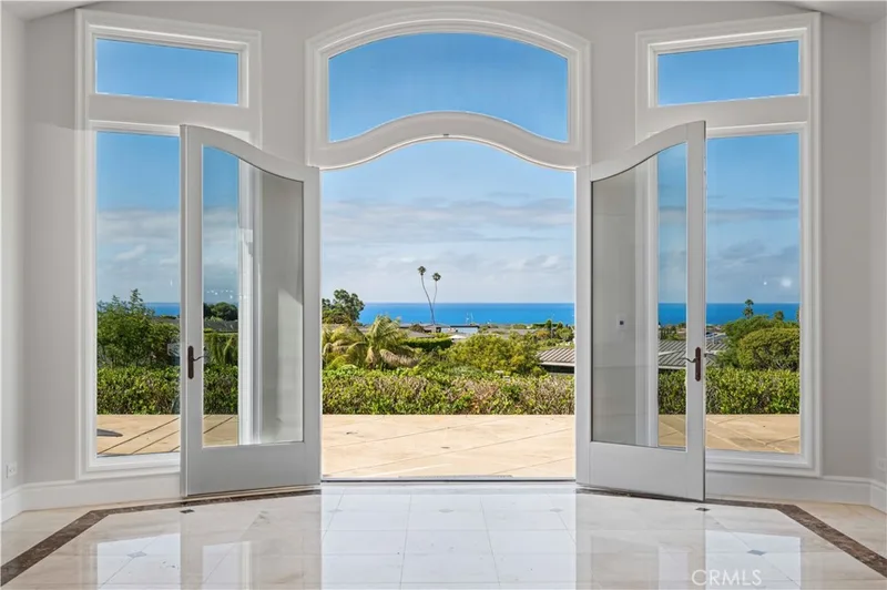 4627 Surrey Drive, Corona Del Mar, CA 92625