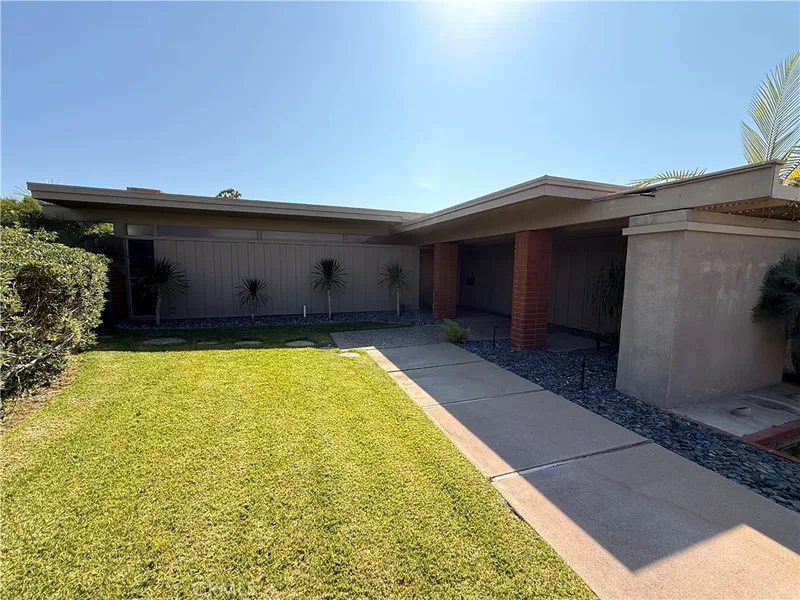 4645 Roxbury, Corona Del Mar, CA 92625