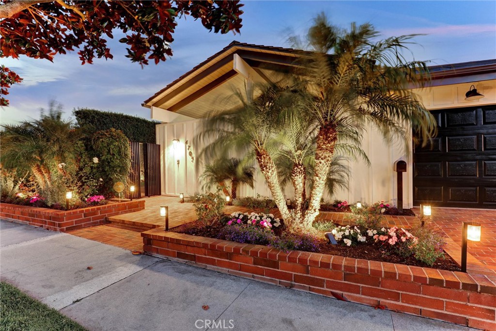 4709 Cortland, Corona Del Mar CA 92625 - photo 29