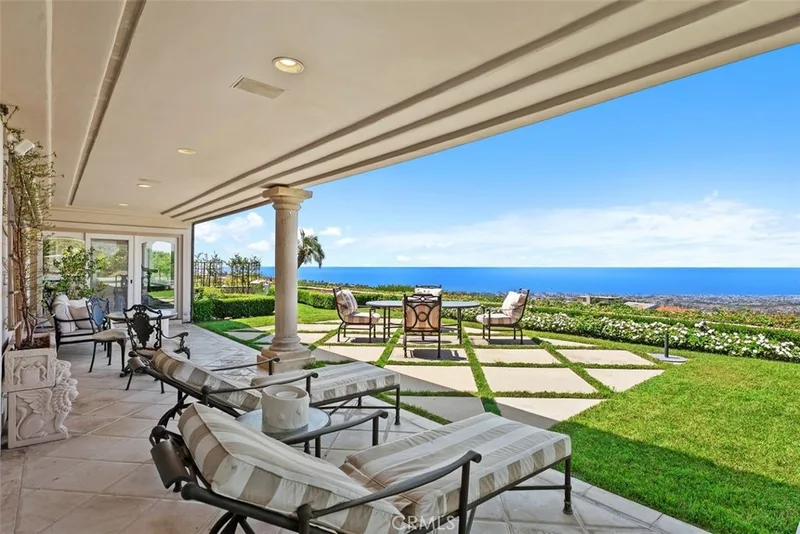 49 Cambria Drive, Corona Del Mar, CA 92625