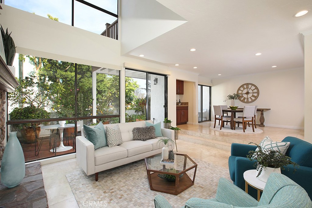 5 Canyon Crest Drive 20, Corona Del Mar CA 92625 - photo 1