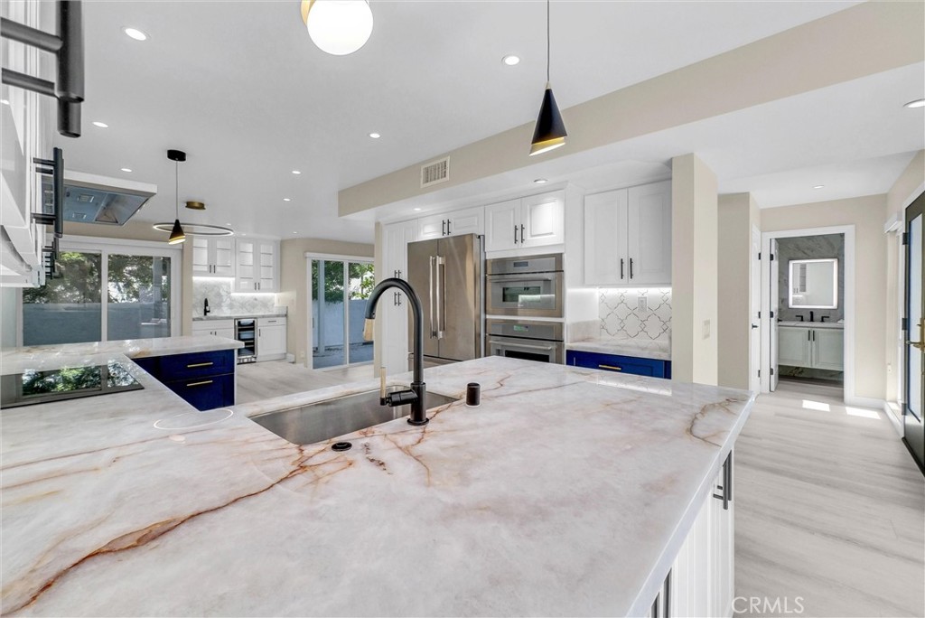 5 Crest Circle, Corona Del Mar CA 92625 - photo 1