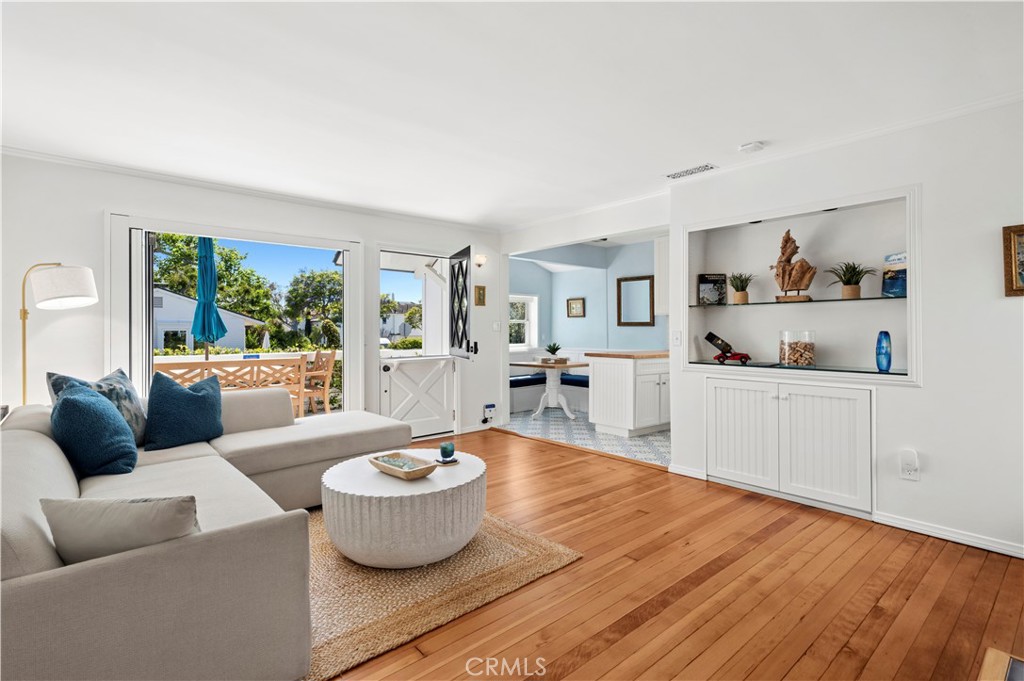 500 Acacia, Corona Del Mar CA 92625 - photo 4