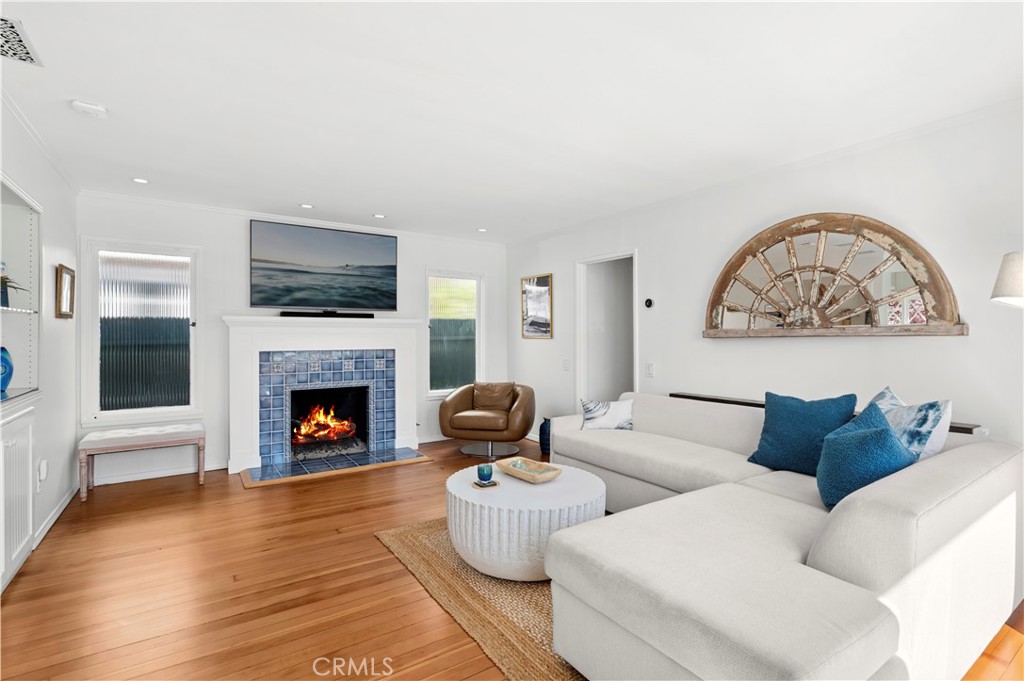 500 Acacia, Corona Del Mar CA 92625 - photo 5