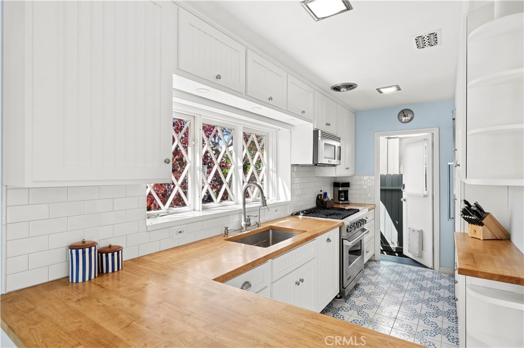 500 Acacia, Corona Del Mar CA 92625 - photo 7