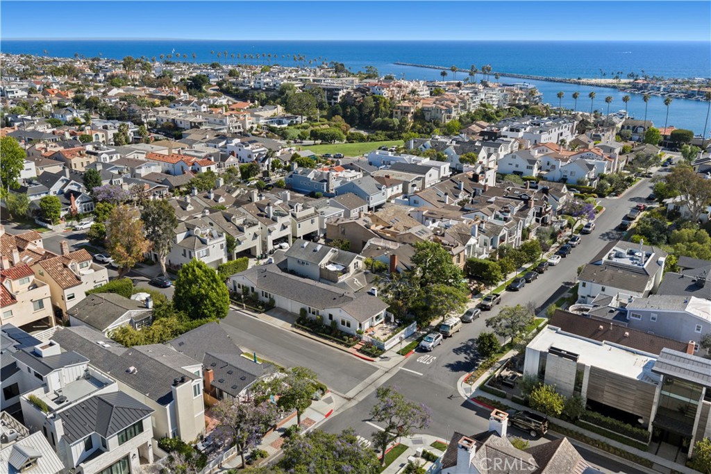 500 Acacia, Corona Del Mar CA 92625 - photo 22