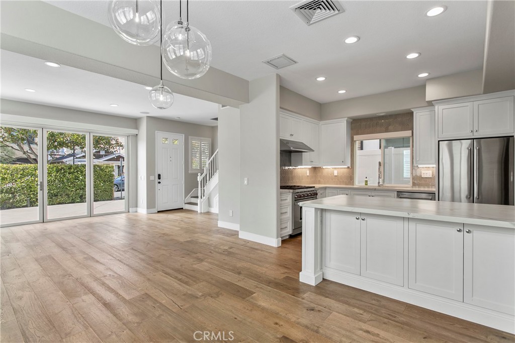 500 Marigold, Corona Del Mar CA 92625 - photo 2