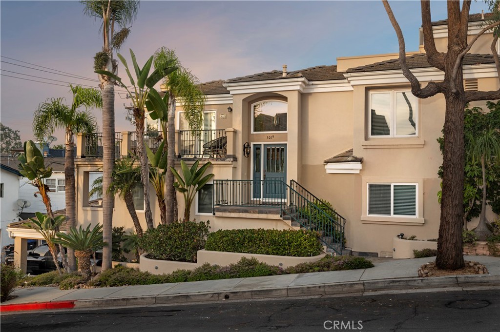 501 1/2 Poppy, Corona Del Mar CA 92625 - photo 1