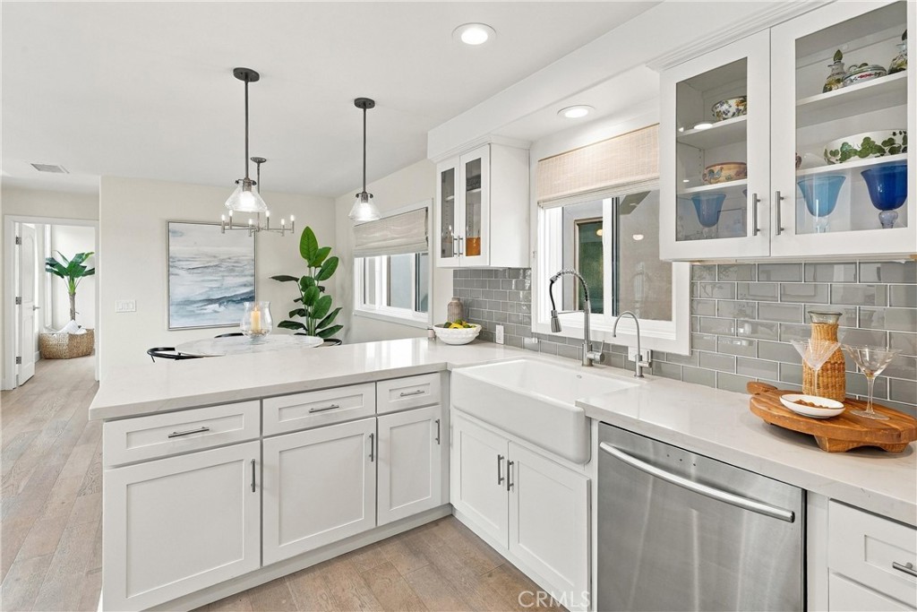 502 Fernleaf Avenue 2, Corona Del Mar CA 92625 - photo 6