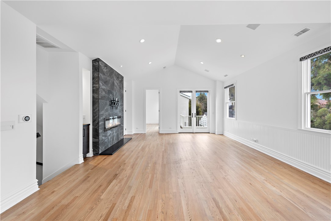 503 1/2 Goldenrod Avenue, Corona Del Mar CA 92625 - photo 3