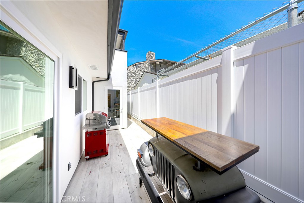 503 Marguerite, Corona Del Mar CA 92625 - photo 13