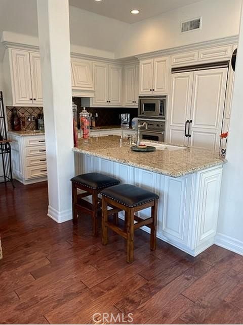 504 Avocado Avenue, Corona Del Mar CA 92625 - photo 19