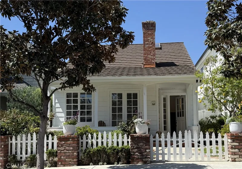 505 Dahlia Avenue, Corona Del Mar, CA 92625