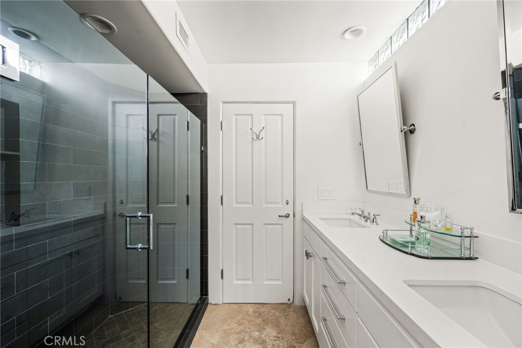 with elegant finishes throughout - 506 1/2 Acacia, Corona Del Mar CA 92625 - photo 25