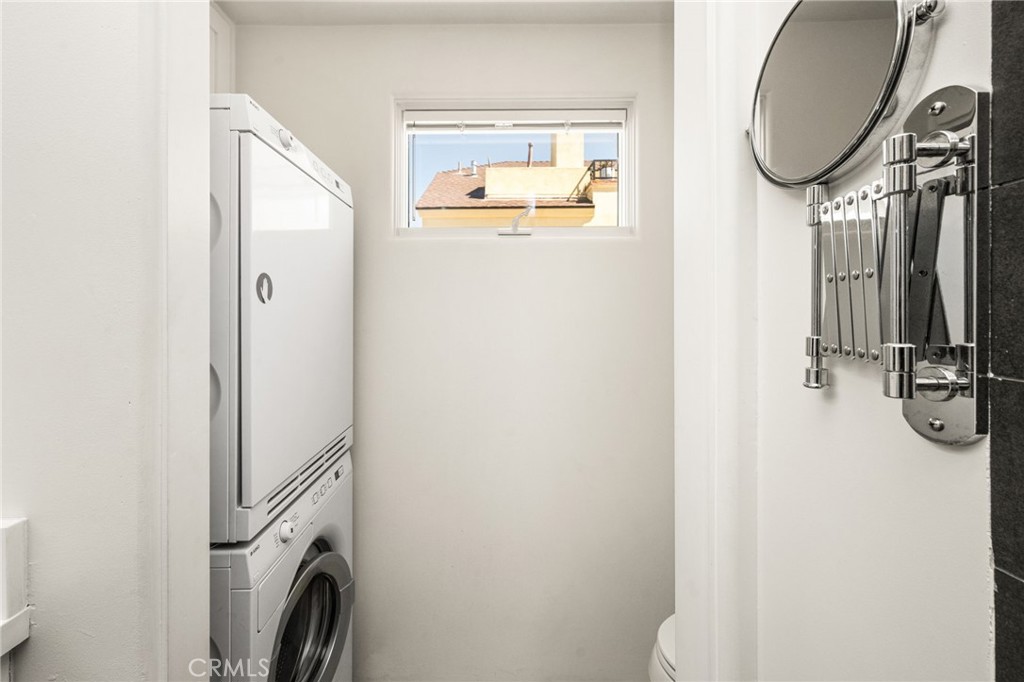 main-level laundry, for maximum convenience - 506 1/2 Acacia, Corona Del Mar CA 92625 - photo 26