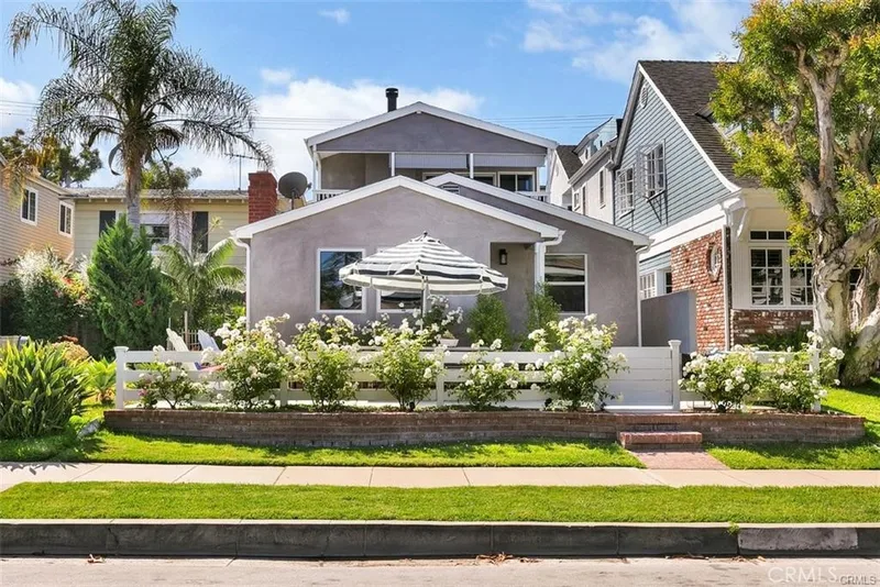 506 Poinsettia Avenue, Corona Del Mar