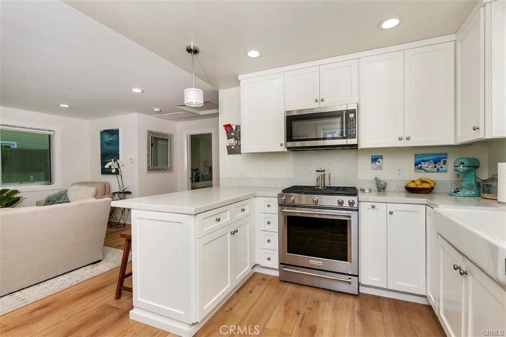 506 Poinsettia Avenue, Corona Del Mar CA 92625 - photo 6