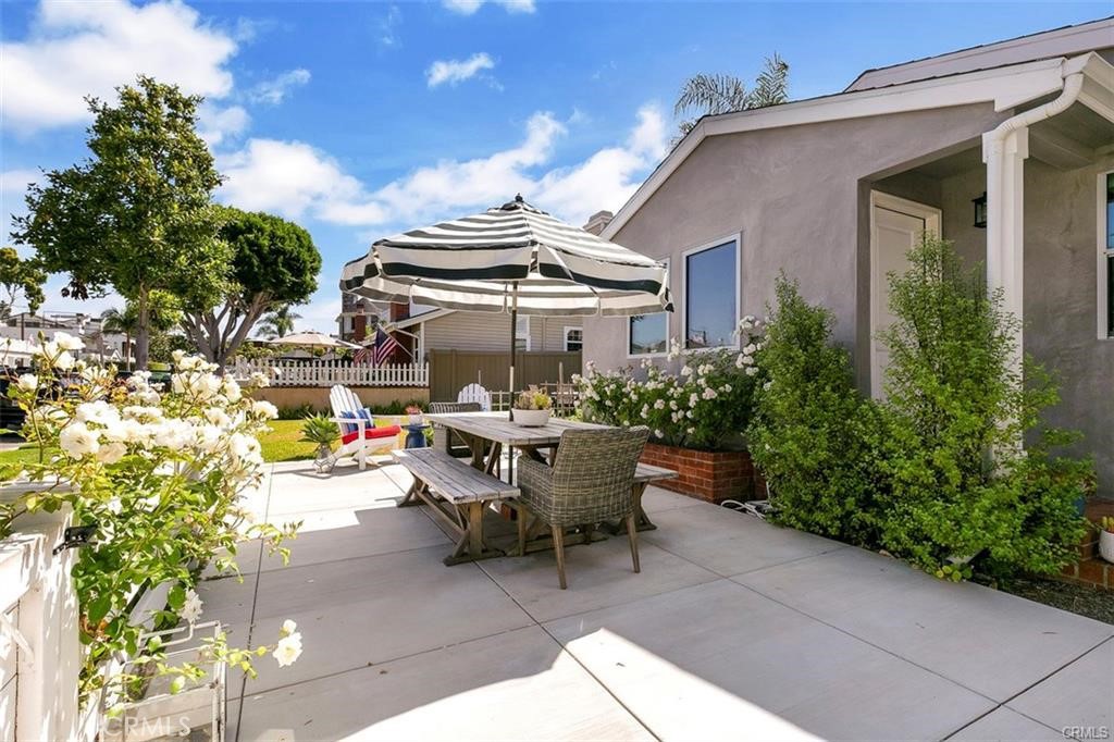 506 Poinsettia Avenue, Corona Del Mar CA 92625 - photo 11