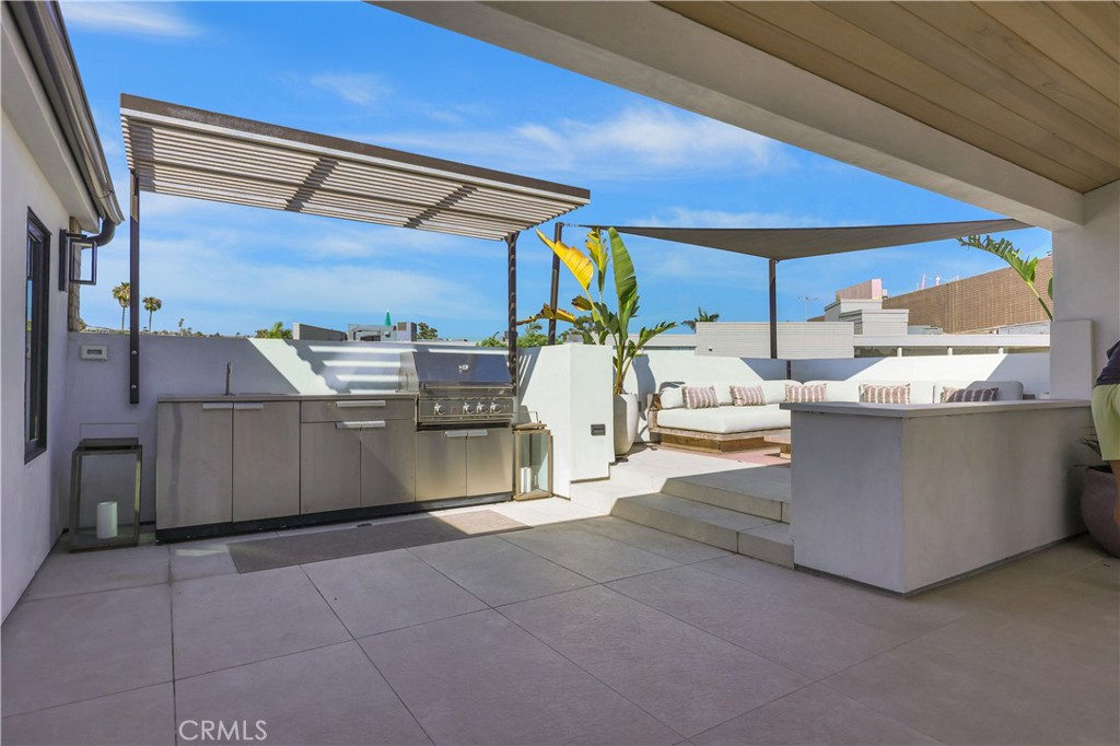 508 1/2 Goldenrod Avenue, Corona Del Mar CA 92625 - photo 14